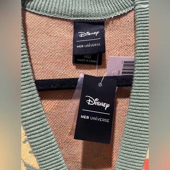 Disney Winnie the Pooh N Friends Floral Women's Cardigan - Picture 8 of 10